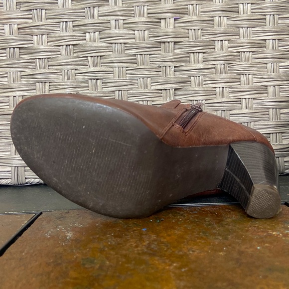 Leather SPRING Women’s 8USA / 39EUR Bootie Heel - Picture 2 of 5